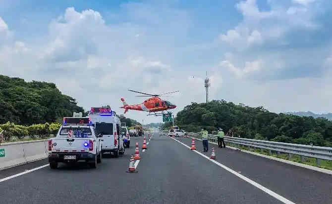 永平高速公路汽车救援案例